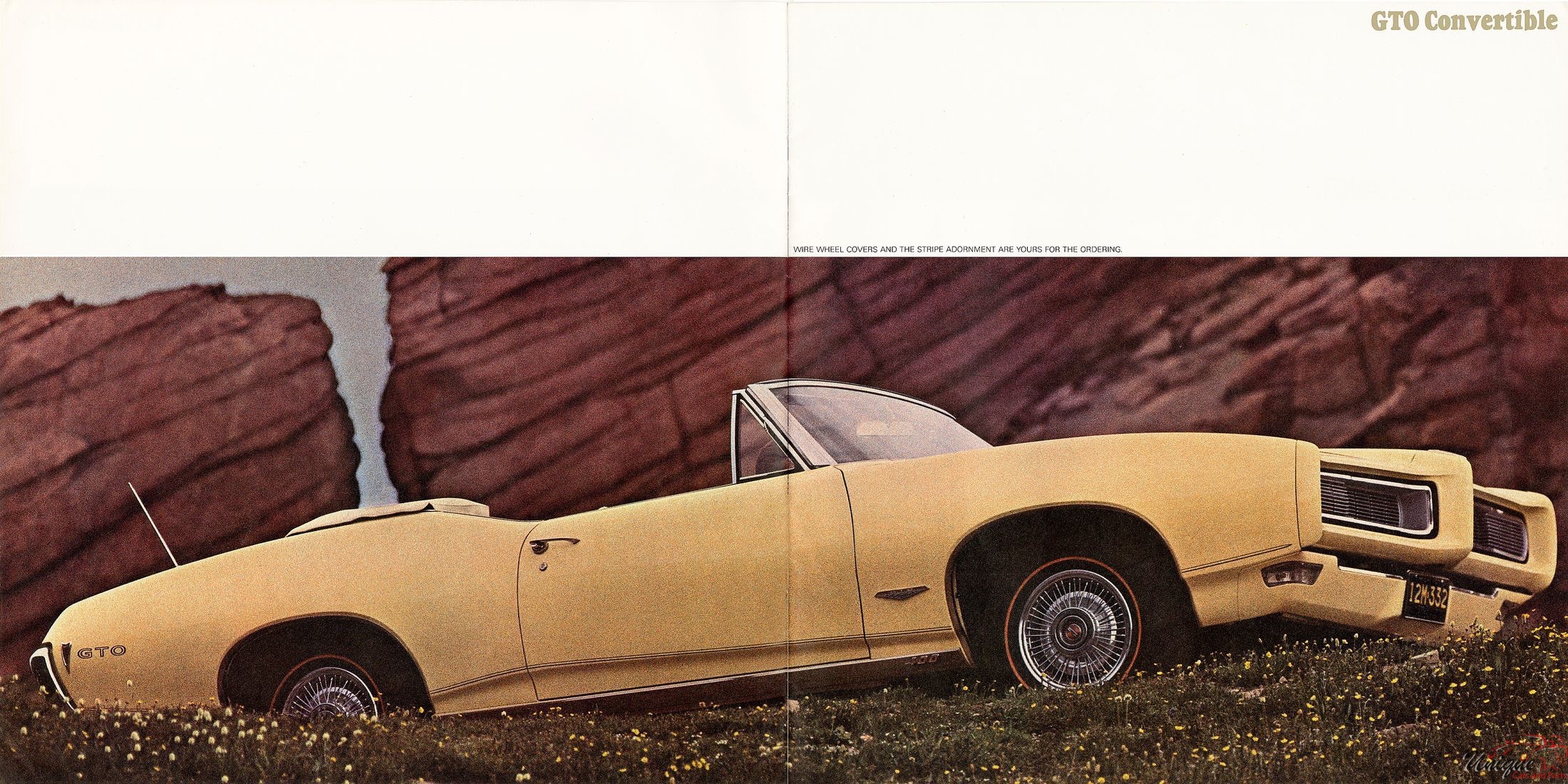 1968 Pontiac Greats Brochure Page 12